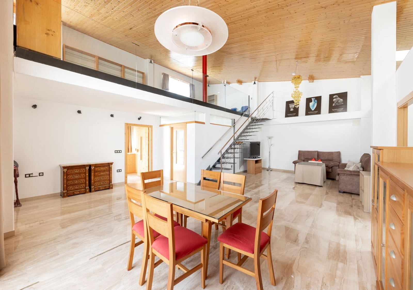 3 bedroom Villa for sale in Granada city with garage - € 470,000 (Ref: 10022740)