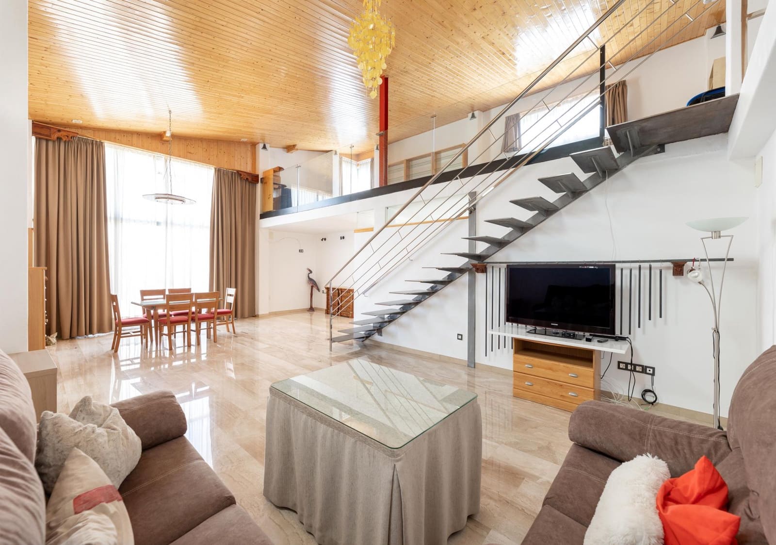 3 bedroom Villa for sale in Granada city with garage - € 470,000 (Ref: 10022740)