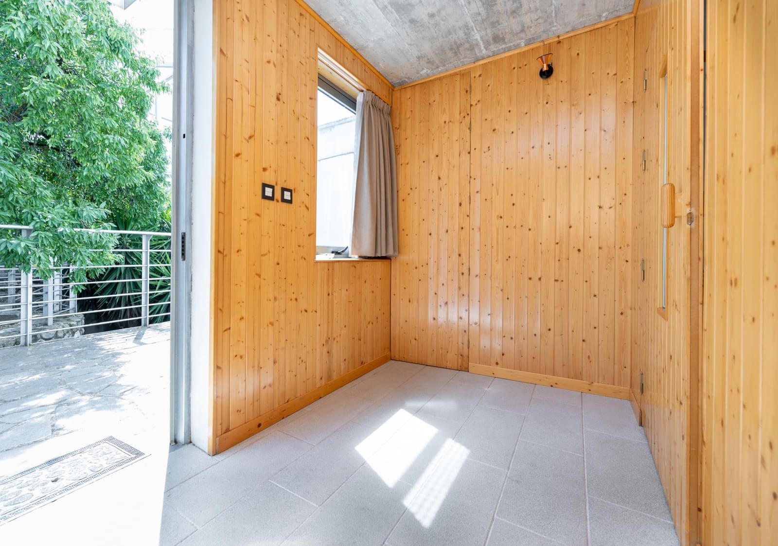 3 bedroom Villa for sale in Granada city with garage - € 470,000 (Ref: 10022740)