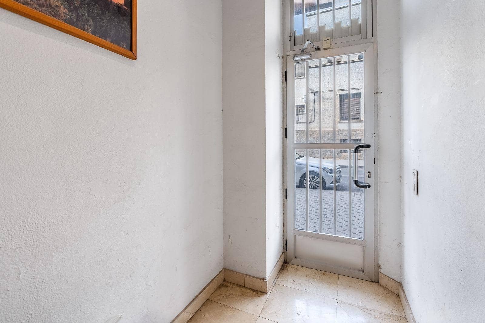 6 slaapkamer Flat te koop in Granada stad - € 320.000 (Ref: 10022743)