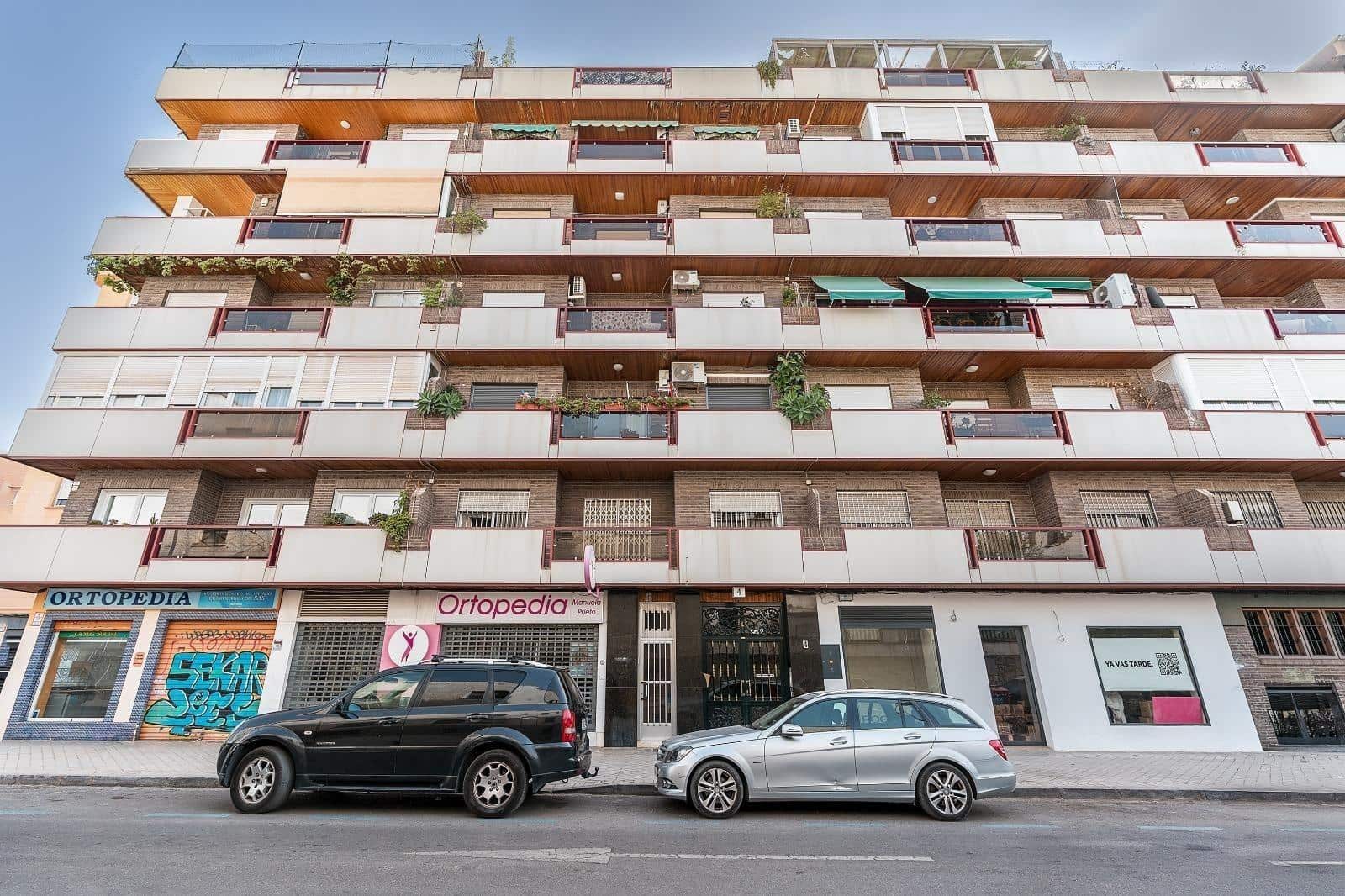 6 slaapkamer Flat te koop in Granada stad - € 320.000 (Ref: 10022743)