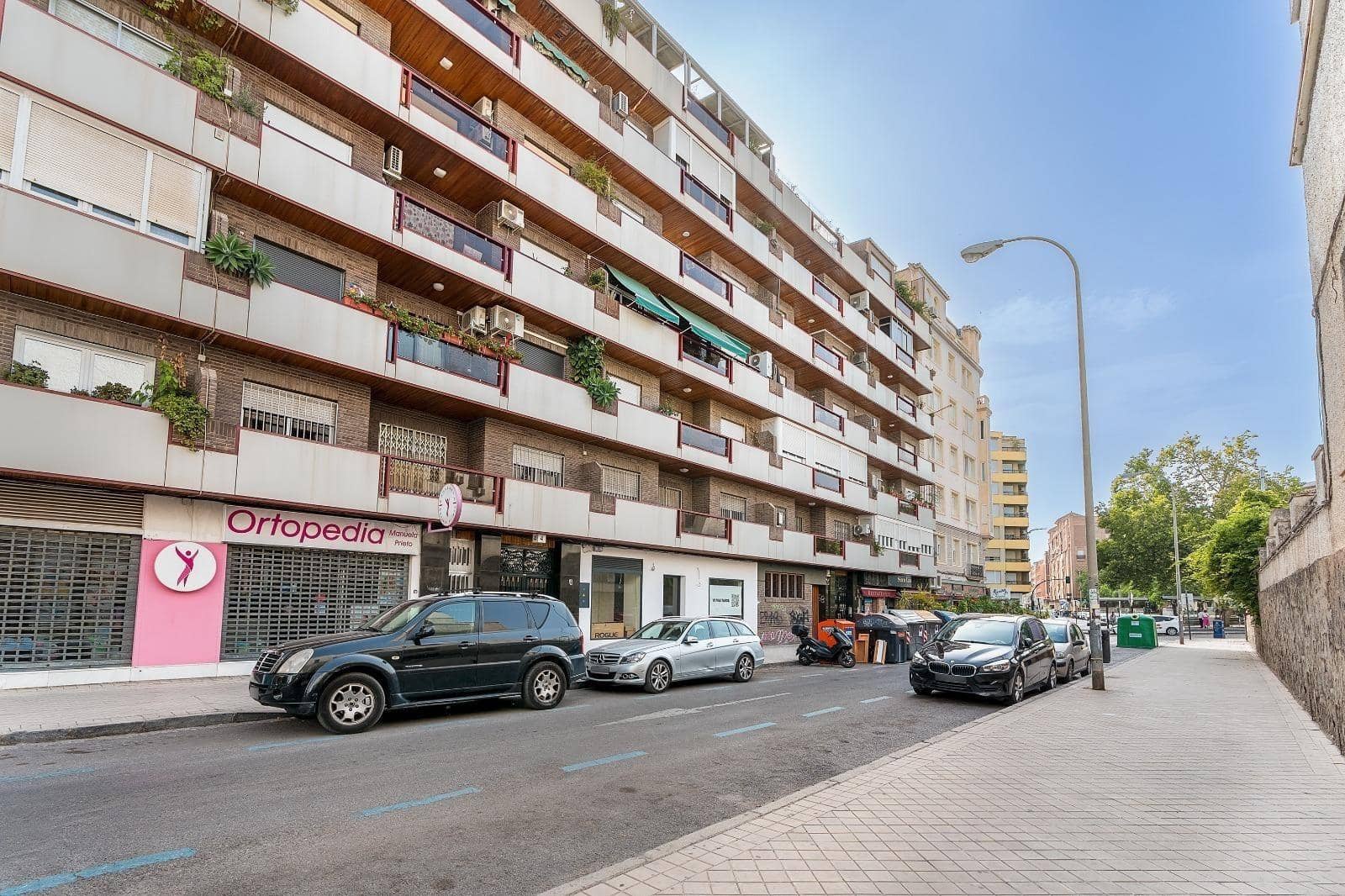 6 slaapkamer Flat te koop in Granada stad - € 320.000 (Ref: 10022743)