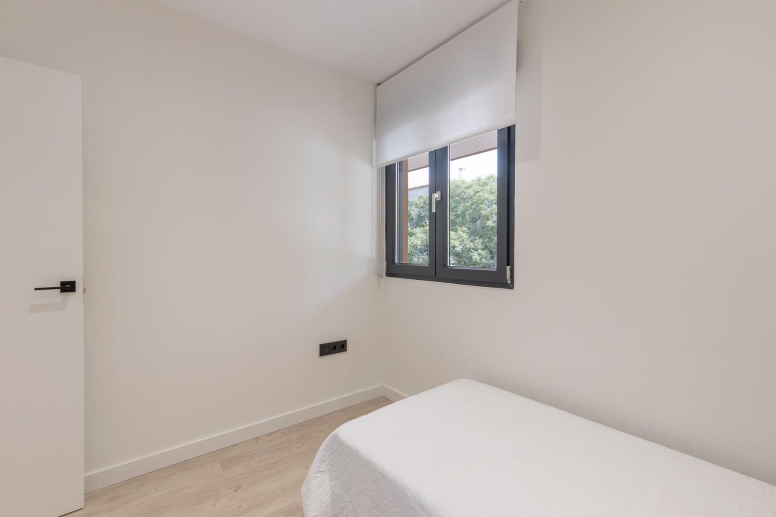 Piso de 4 habitaciones en Granada ciudad en venta - 259.900 € (Ref: 10022744)