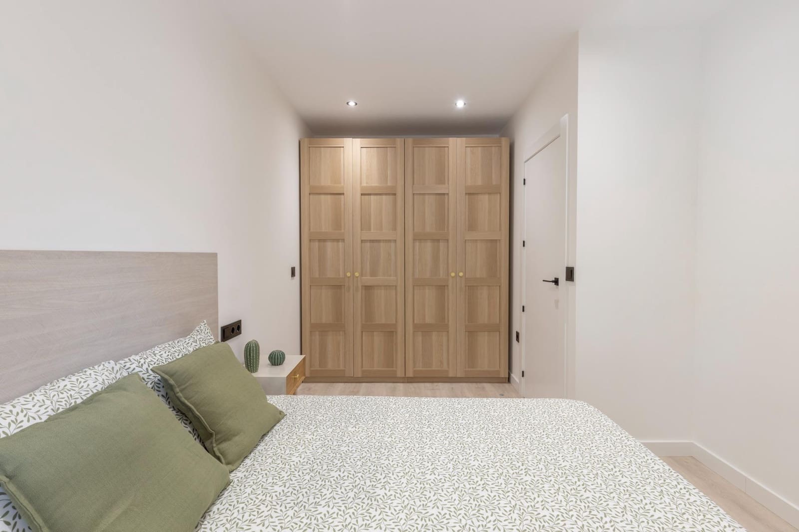 Piso de 4 habitaciones en Granada ciudad en venta - 259.900 € (Ref: 10022744)