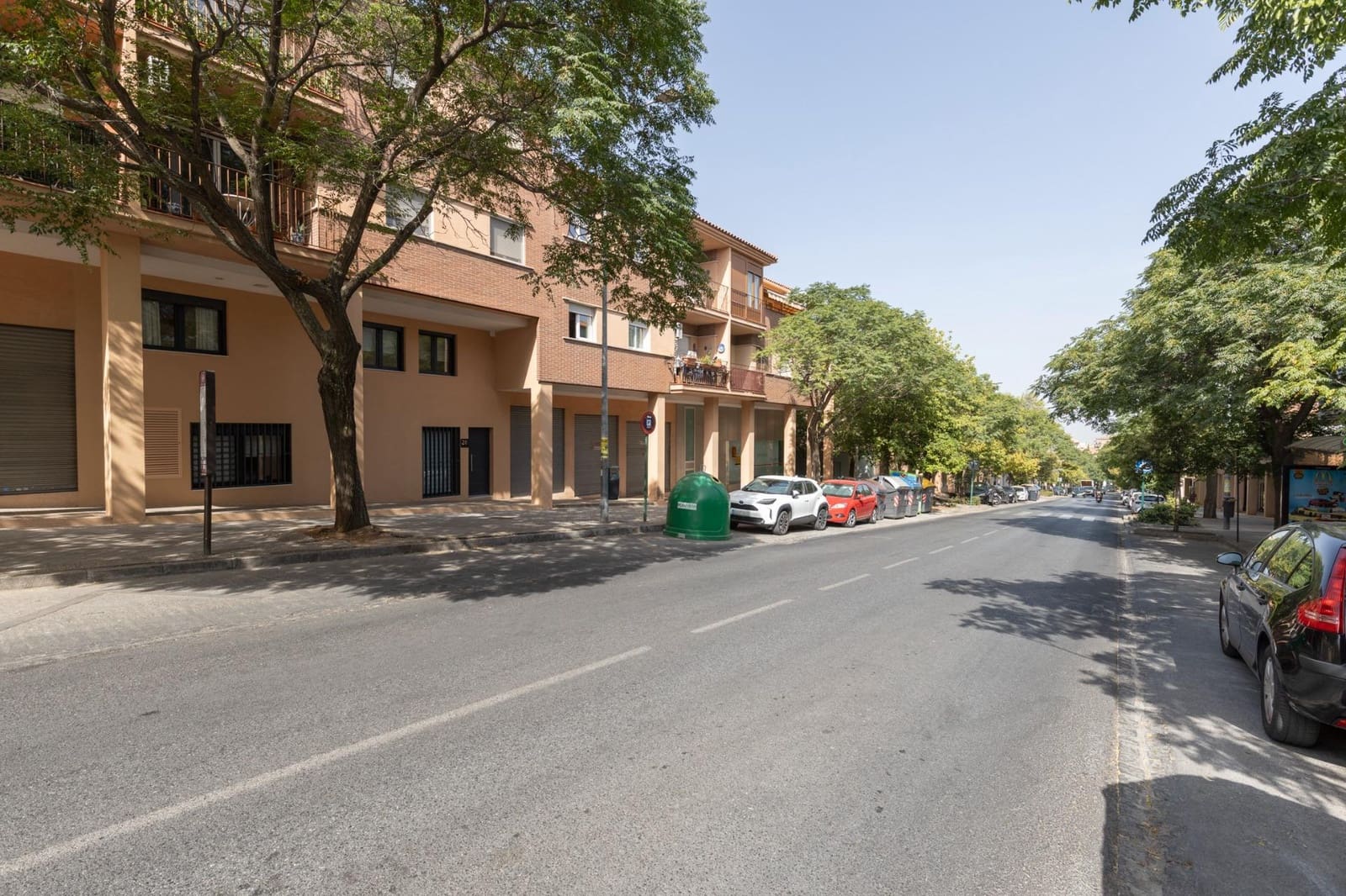 Piso de 4 habitaciones en Granada ciudad en venta - 259.900 € (Ref: 10022744)