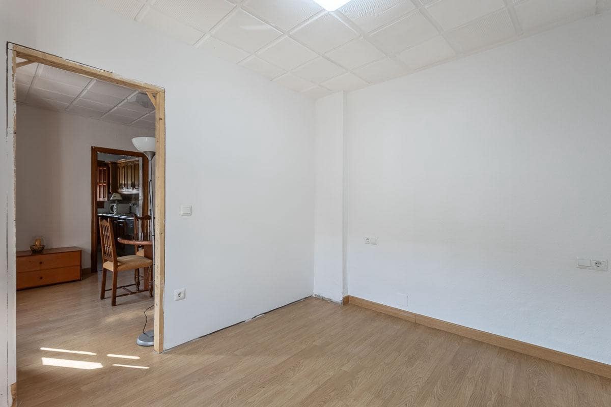 5 Zimmer Haus zu verkaufen in Granada Stadt mit Garage - 619.900 € (Ref: 10022753)