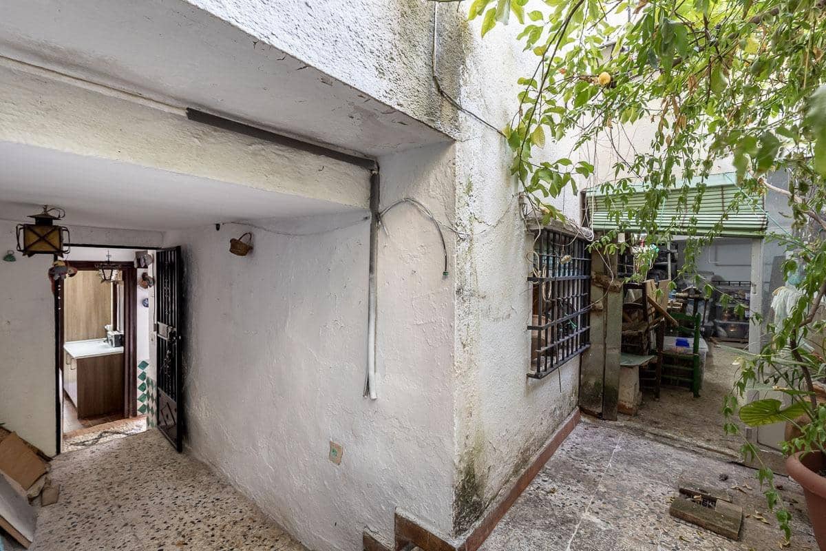 5 Zimmer Haus zu verkaufen in Granada Stadt mit Garage - 619.900 € (Ref: 10022753)