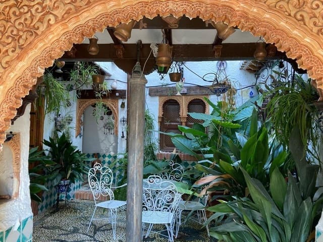 5 chambre Maison de Ville à vendre à Albaicin, Grenade ville avec garage - 619 900 € (Ref: 10022753)