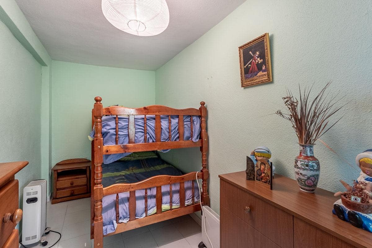 5 Zimmer Haus zu verkaufen in Granada Stadt mit Garage - 619.900 € (Ref: 10022753)