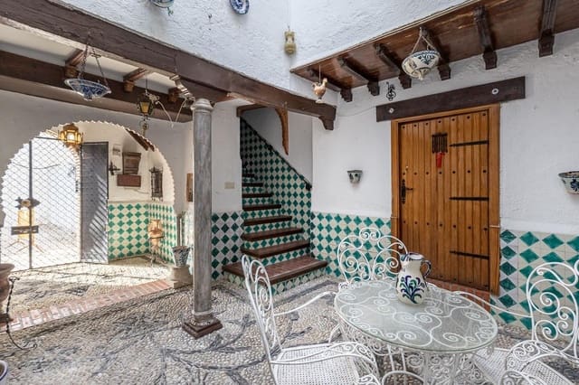 5 chambre Maison de Ville à vendre à Albaicin, Grenade ville avec garage - 619 900 € (Ref: 10022753)