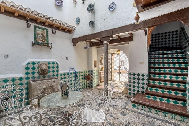 5 chambre Maison de Ville à vendre à Albaicin, Grenade ville avec garage - 619 900 € (Ref: 10022753)