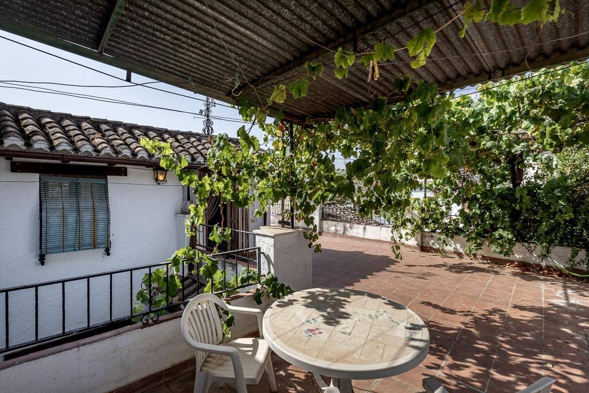 5 Zimmer Haus zu verkaufen in Granada Stadt mit Garage - 619.900 € (Ref: 10022753)