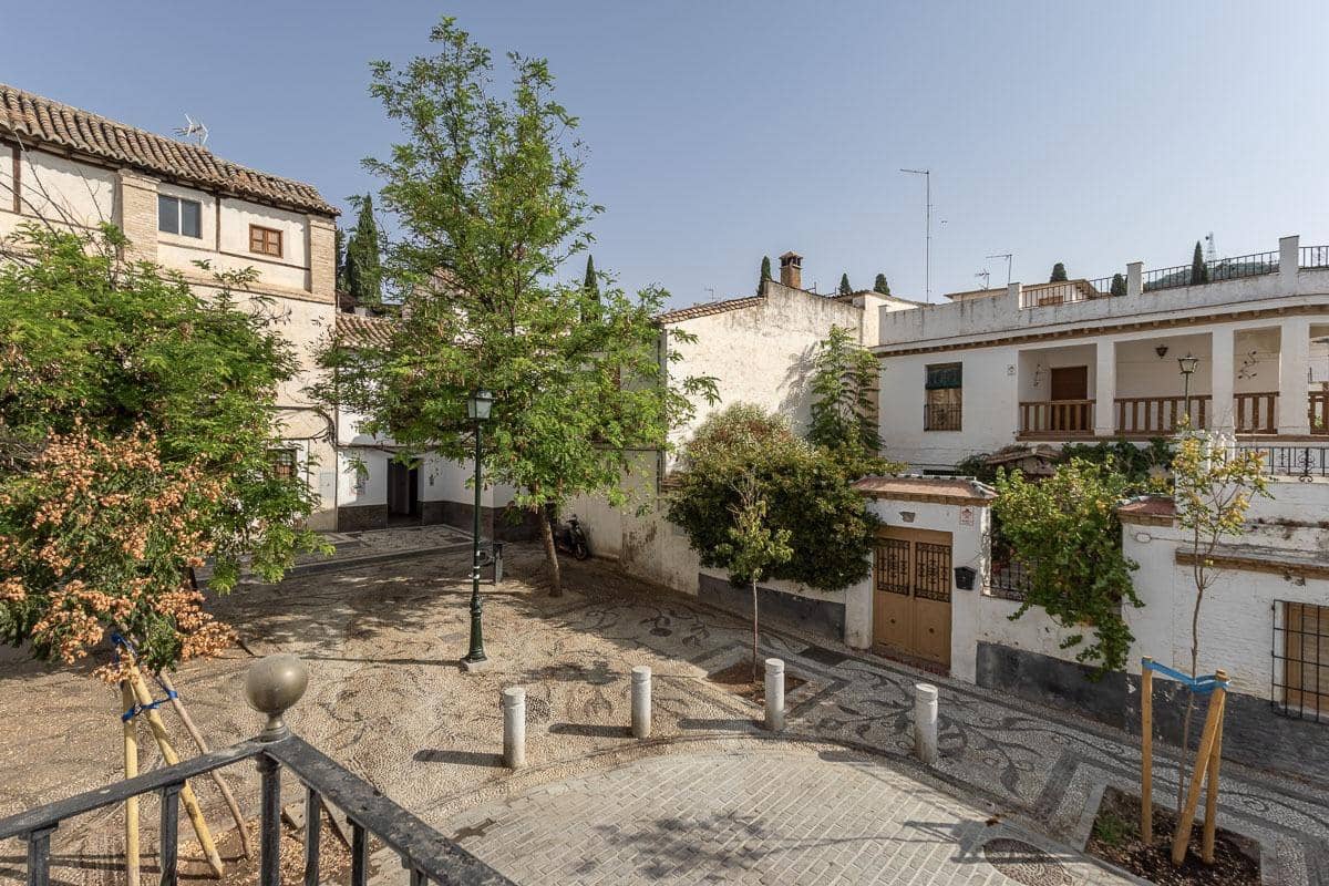 5 Zimmer Haus zu verkaufen in Granada Stadt mit Garage - 619.900 € (Ref: 10022753)