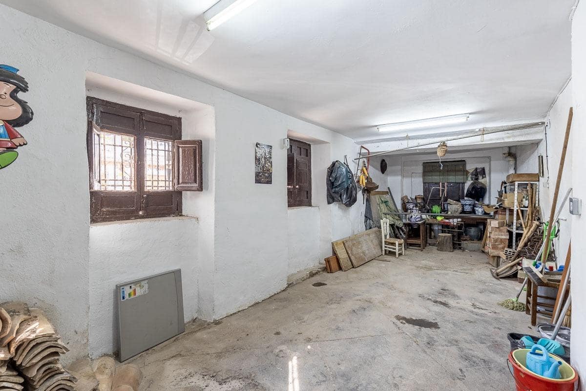 5 Zimmer Haus zu verkaufen in Granada Stadt mit Garage - 619.900 € (Ref: 10022753)