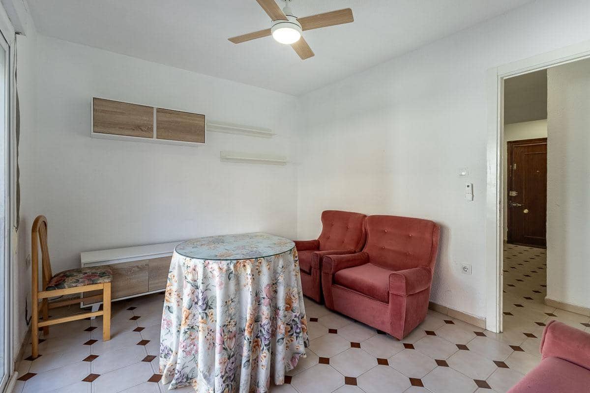 3 bedroom Flat for sale in Granada city - € 255,000 (Ref: 10024381)