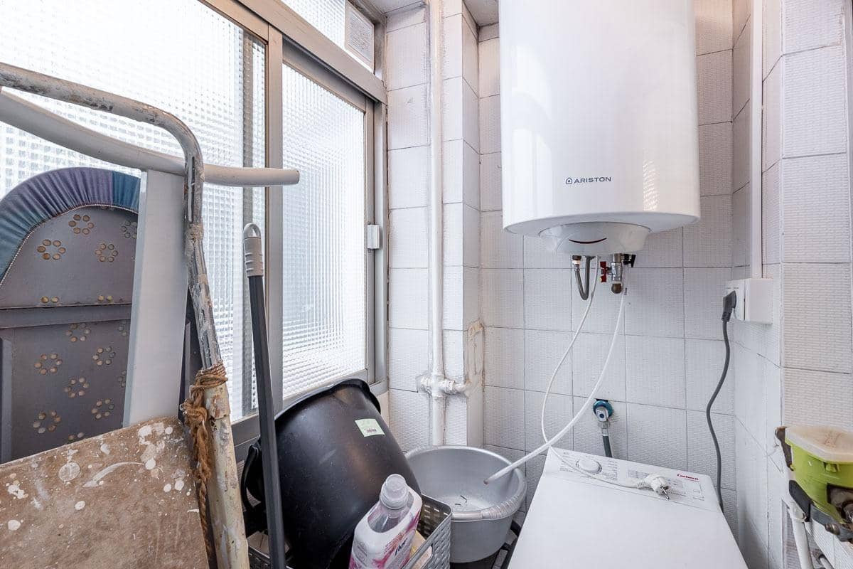 3 bedroom Flat for sale in Granada city - € 255,000 (Ref: 10024381)