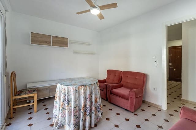 3 bedroom Flat for sale in Centro, Granada city - € 255,000 (Ref: 10024381)