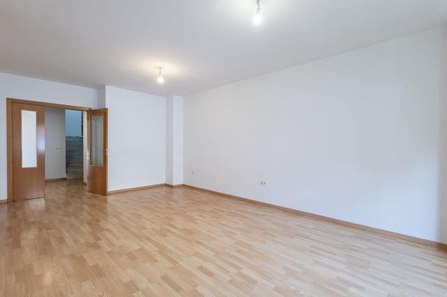 3 chambre Appartement à vendre à Grenade ville avec garage - 650 000 € (Ref: 10024382)