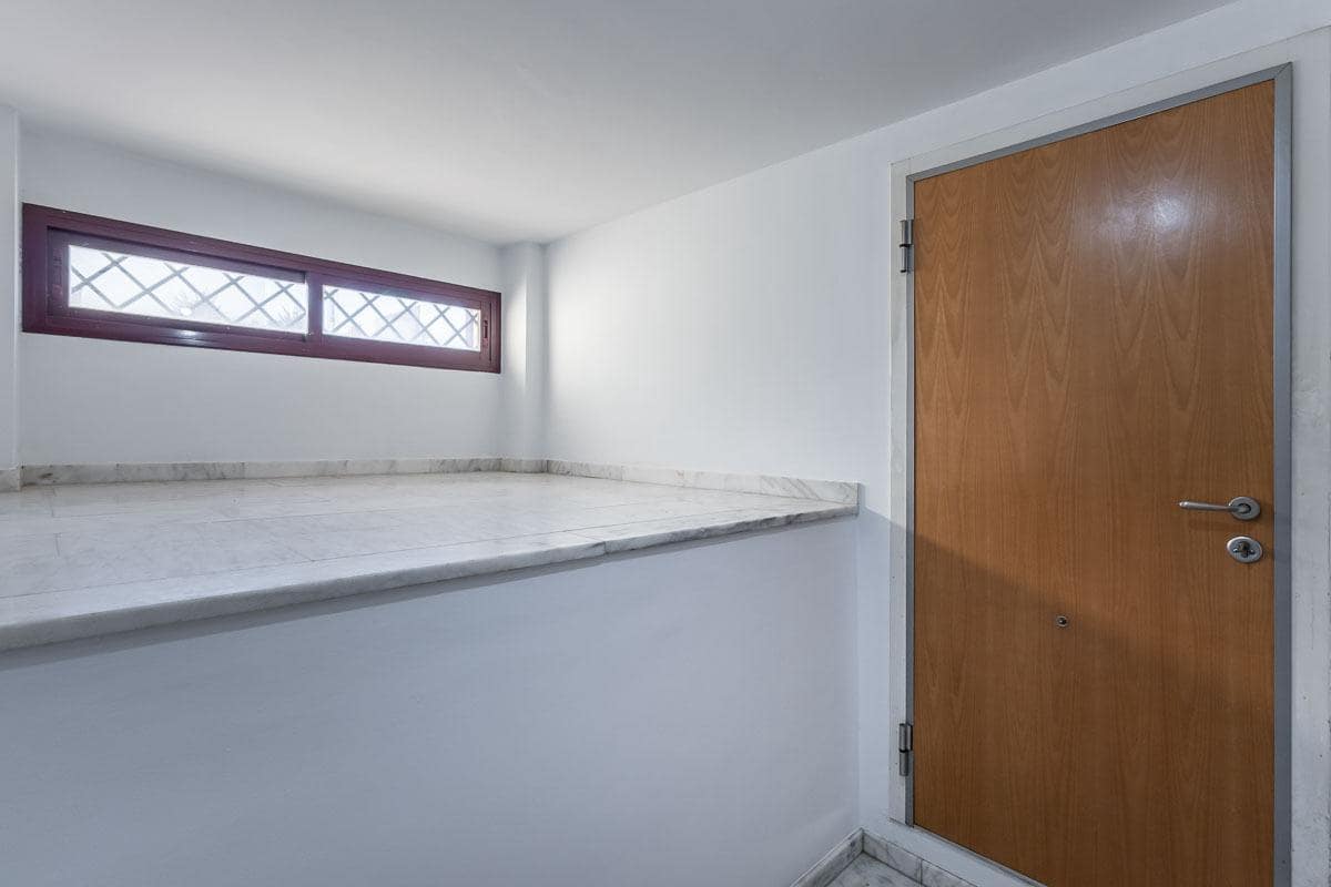 3 chambre Appartement à vendre à Grenade ville avec garage - 650 000 € (Ref: 10024382)