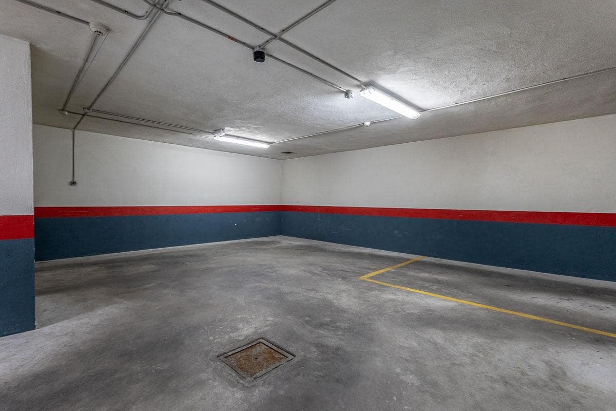 3 chambre Appartement à vendre à Grenade ville avec garage - 650 000 € (Ref: 10024382)