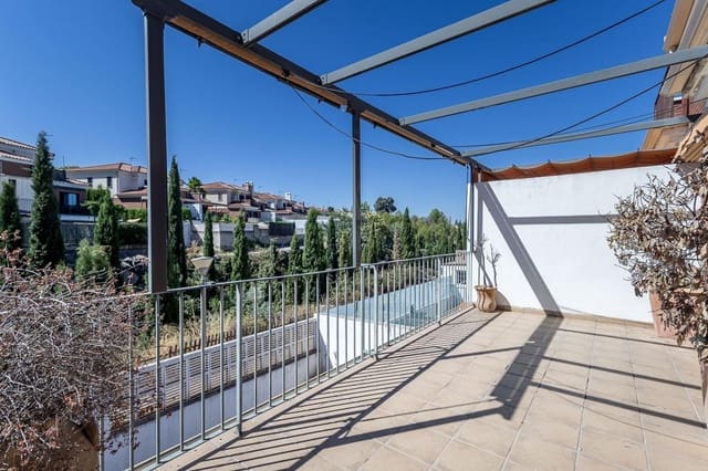 4 Zimmer Villa zu verkaufen in Albolote mit Pool Garage - 370.000 € (Ref: 10024383)