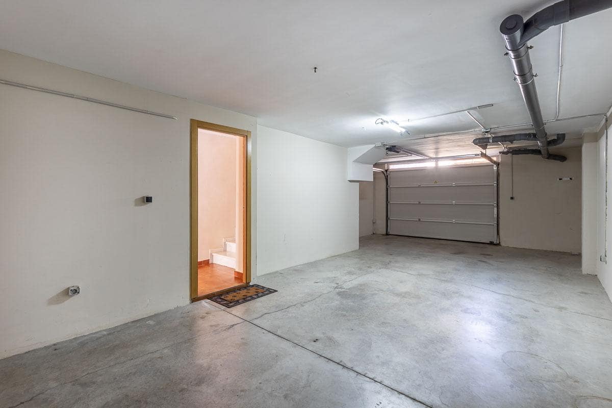 4 Zimmer Villa zu verkaufen in Albolote mit Pool Garage - 370.000 € (Ref: 10024383)