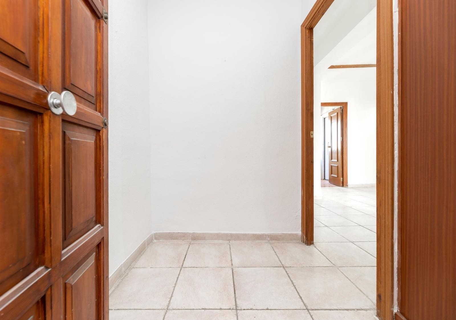 3 Zimmer Wohnung zu verkaufen in Granada Stadt - 225.000 € (Ref: 10025607)