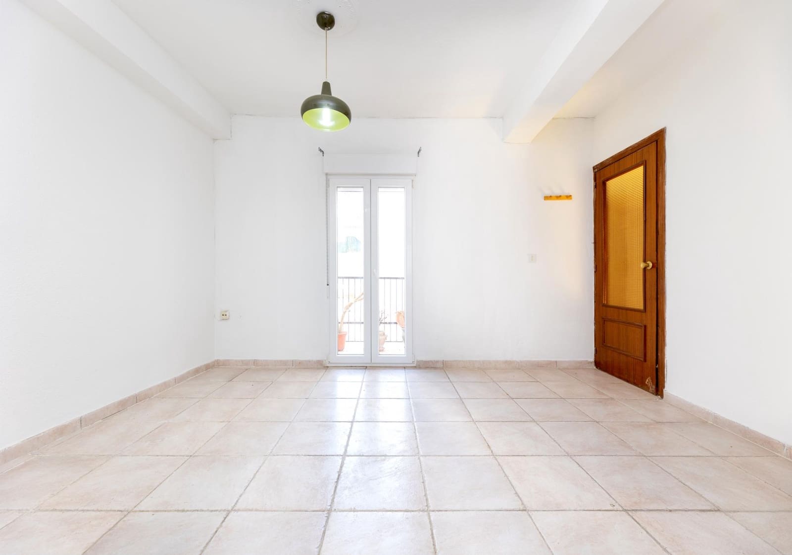 3 Zimmer Wohnung zu verkaufen in Granada Stadt - 225.000 € (Ref: 10025607)