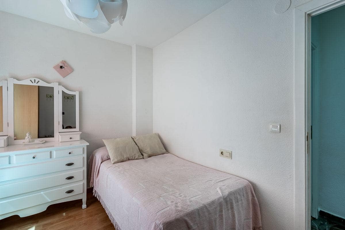 3 quarto Apartamento para venda em Santa Fe - 99 900 € (Ref: 10025610)