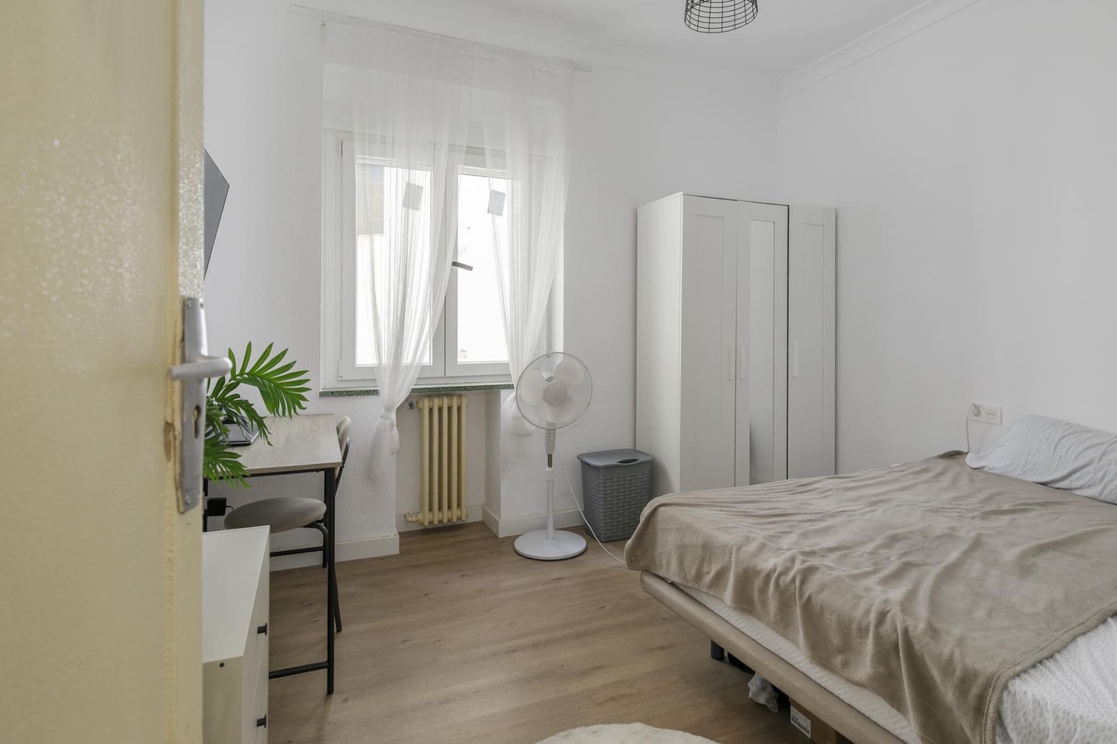 6 bedroom Flat for sale in Granada city - € 494,000 (Ref: 10027477)