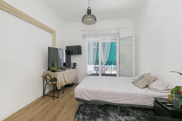 6 bedroom Flat for sale in Centro, Granada city - € 494,000 (Ref: 10027477)