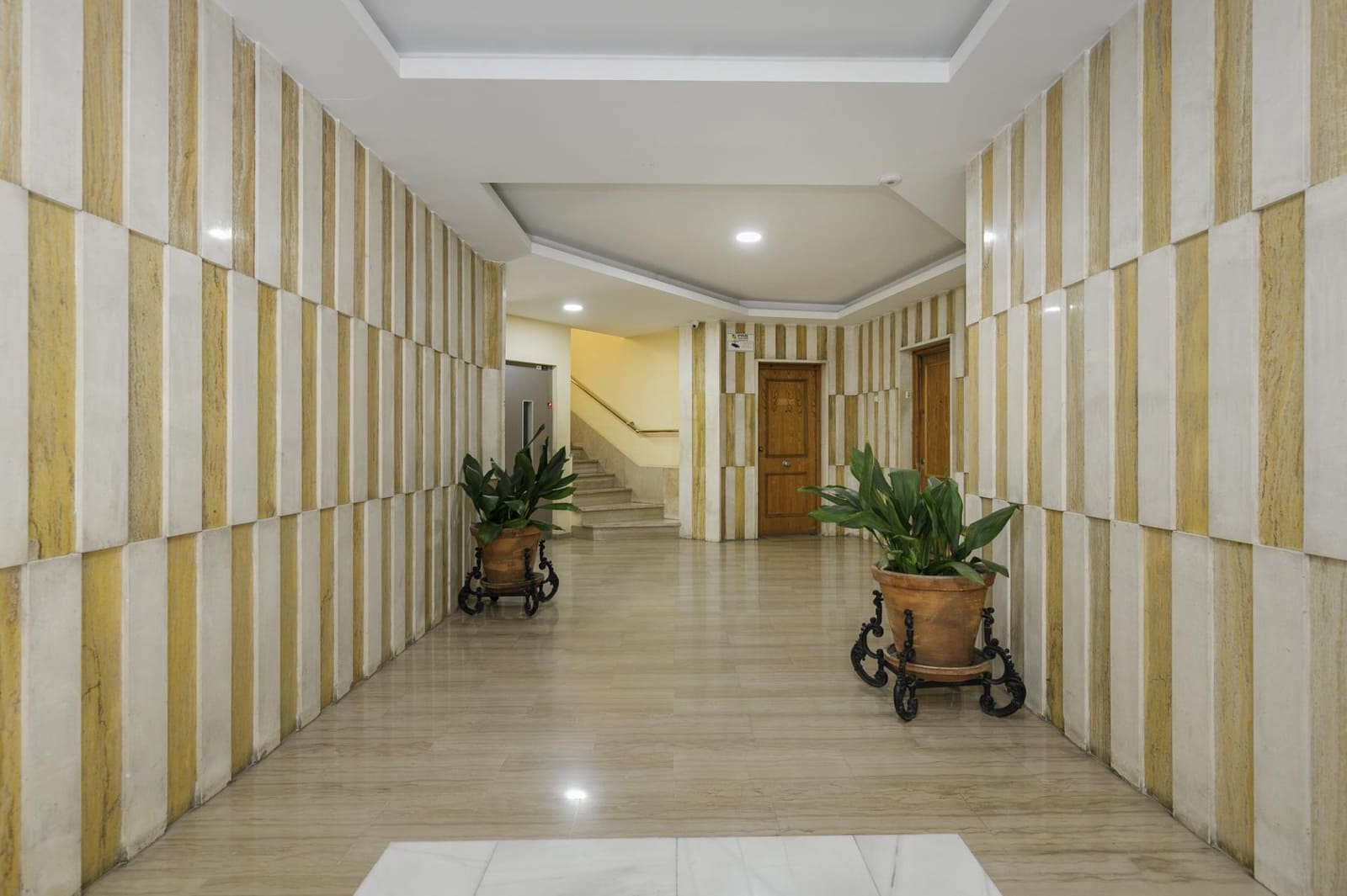 6 bedroom Flat for sale in Granada city - € 494,000 (Ref: 10027477)