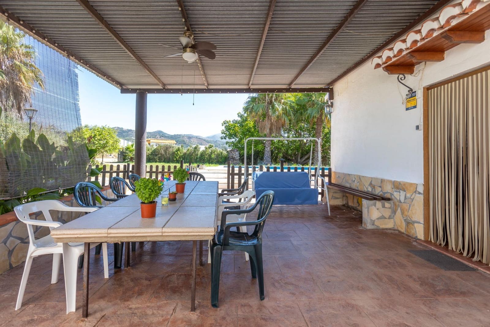 4 bedroom Villa for sale in Motril with pool - € 295,000 (Ref: 10030724)