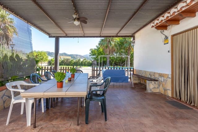4 bedroom Villa for sale in Motril - € 295,000 (Ref: 10030724)