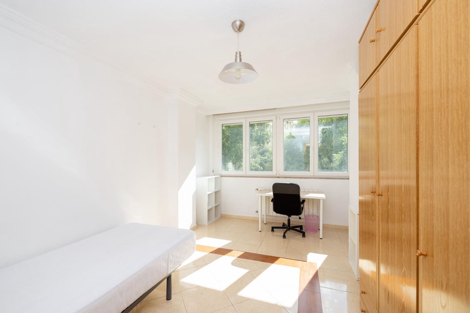 4 makuuhuone Asunto myytävänä paikassa Granada kaupunki - 350 000 € (Ref: 10030726)