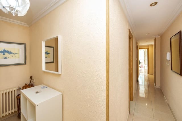 4 makuuhuone Asunto myytävänä paikassa Camino de Ronda - Rosaleda, Granada kaupunki - 350 000 € (Ref: 10030726)