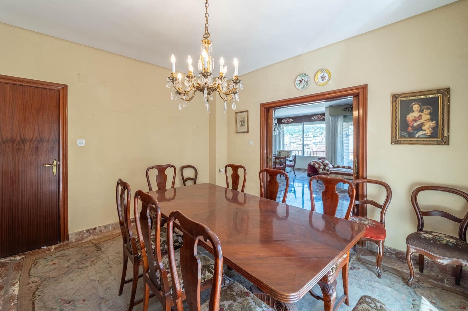 5 bedroom Flat for sale in Granada city with garage - € 790,000 (Ref: 10031973)