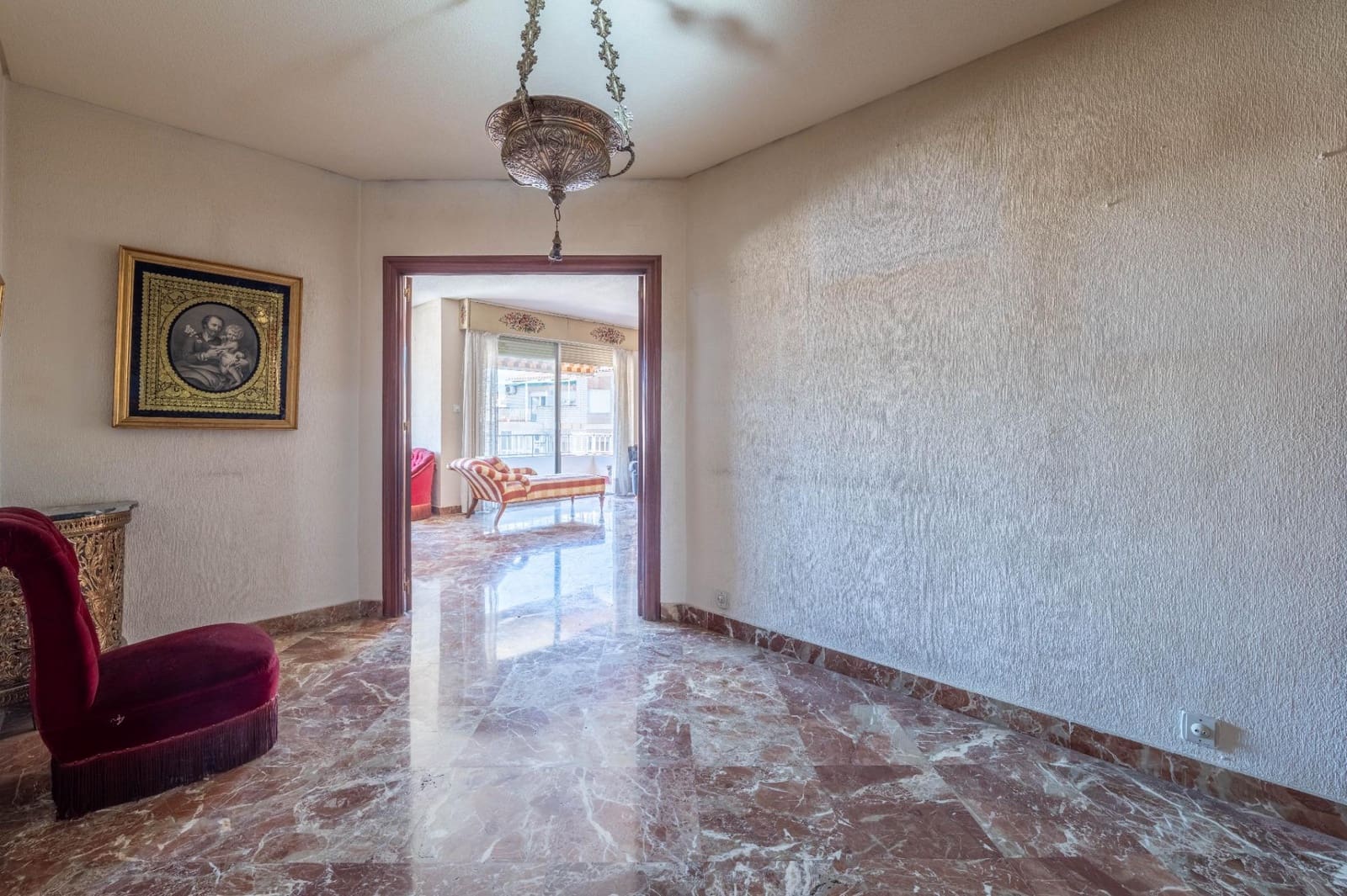 5 bedroom Flat for sale in Granada city with garage - € 790,000 (Ref: 10031973)