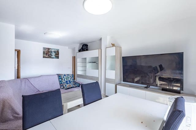 Piso de 3 habitaciones en Churriana de la Vega en venta con garaje - 230.000 € (Ref: 10031974)