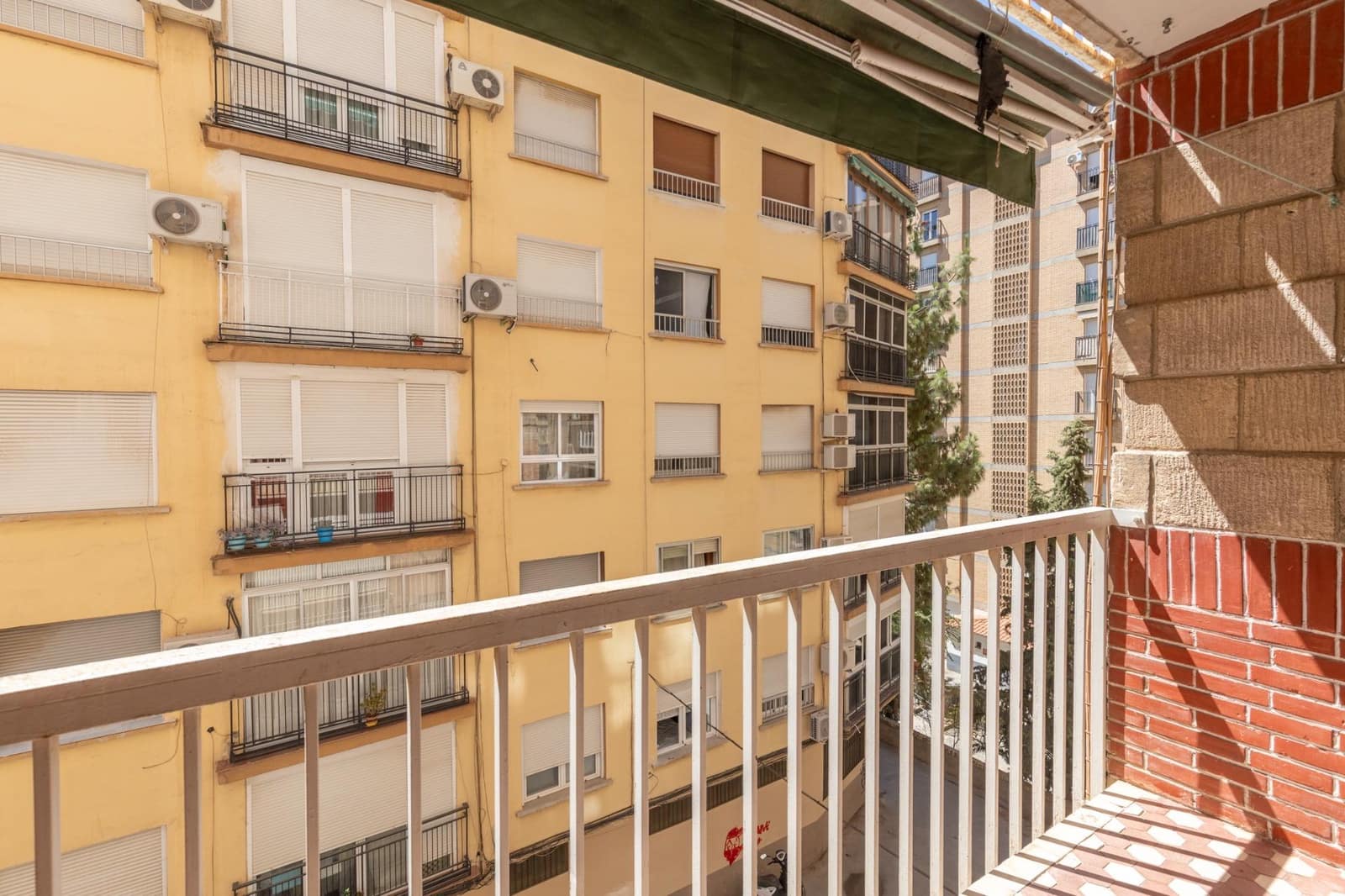 3 quarto Apartamento para venda em Granada cidade - 249 000 € (Ref: 10033901)
