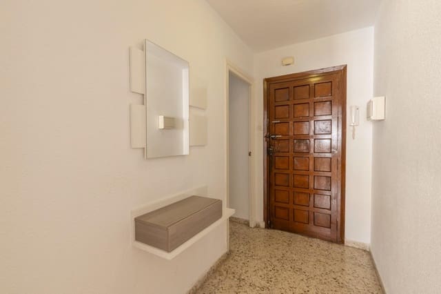 3 quarto Apartamento para venda em Cervantes, Granada cidade - 249 000 € (Ref: 10033901)