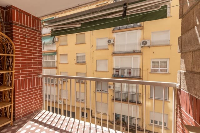 3 quarto Apartamento para venda em Cervantes, Granada cidade - 249 000 € (Ref: 10033901)