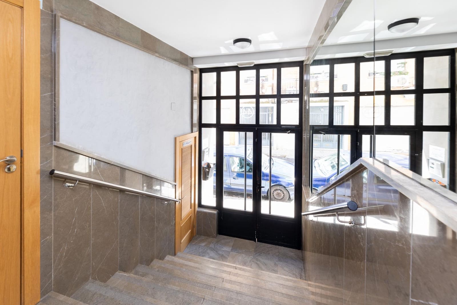 3 Zimmer Wohnung zu verkaufen in Granada Stadt mit Garage - 259.000 € (Ref: 10035566)