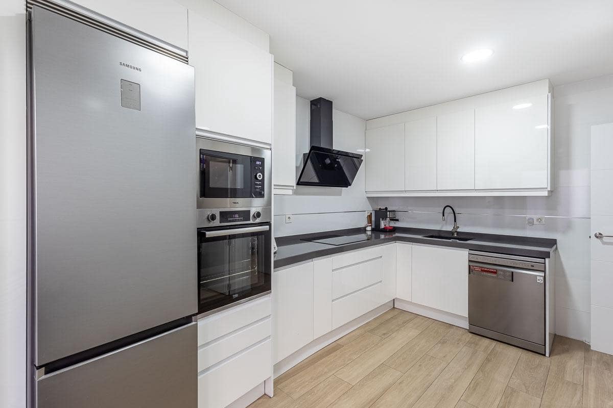 4 soveværelse Rækkehus til salg i Churriana de la Vega - € 245.000 (Ref: 10035567)