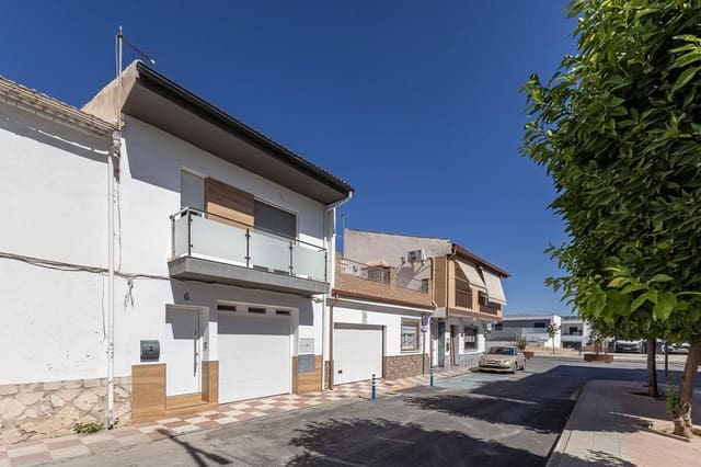 4 slaapkamer Rijtjeshuis te koop in Churriana de la Vega - € 245.000 (Ref: 10035567)