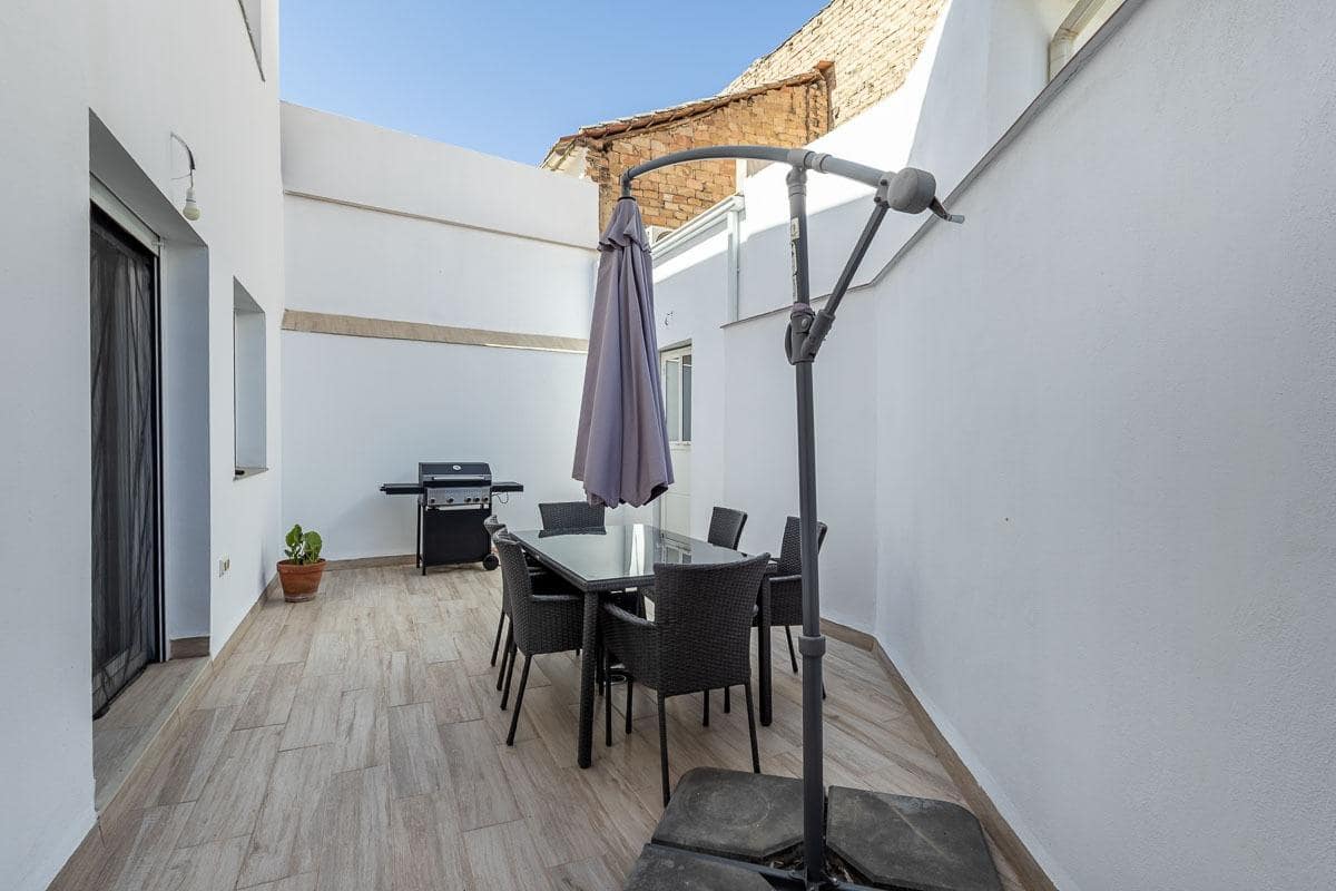 4 soveværelse Rækkehus til salg i Churriana de la Vega - € 245.000 (Ref: 10035567)