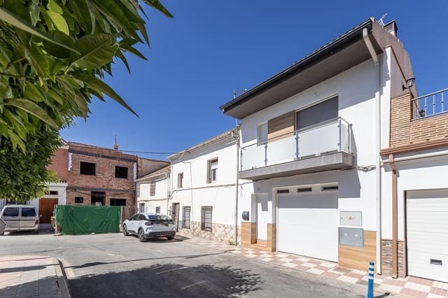 4 slaapkamer Rijtjeshuis te koop in Churriana de la Vega - € 245.000 (Ref: 10035567)