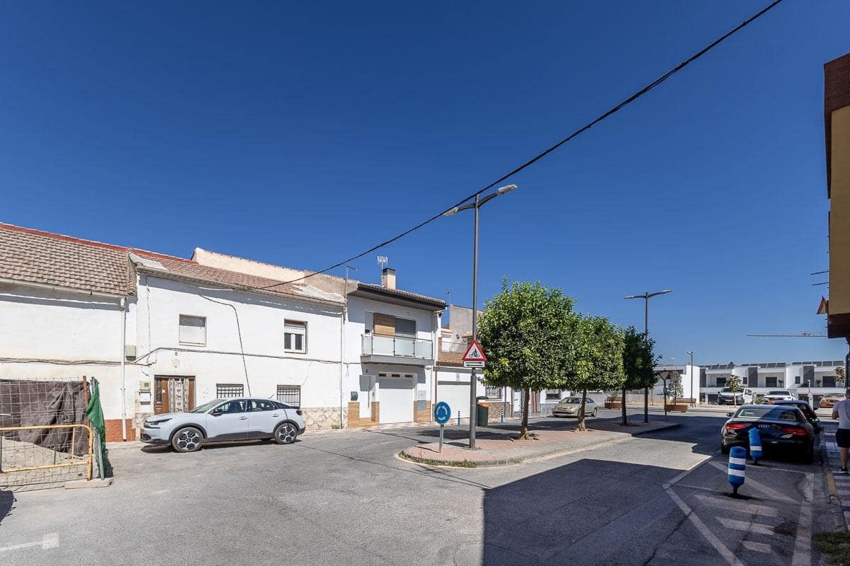 4 soveværelse Rækkehus til salg i Churriana de la Vega - € 245.000 (Ref: 10035567)
