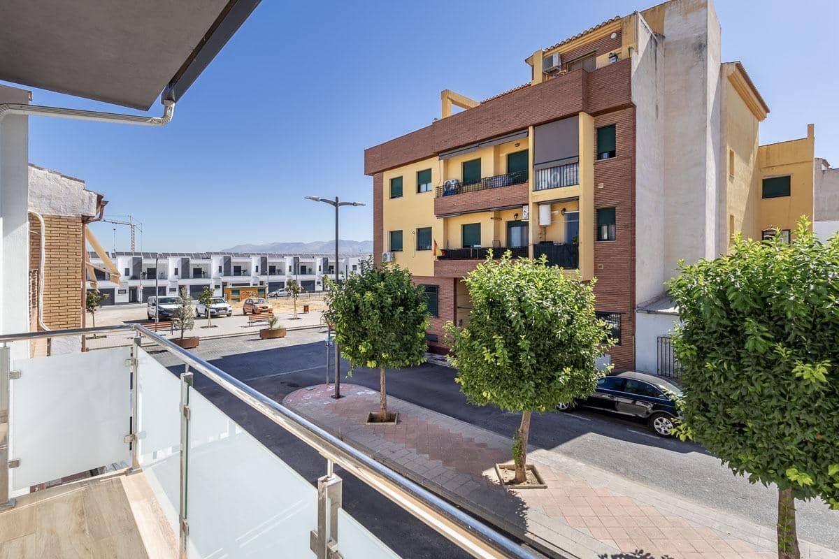 4 soveværelse Rækkehus til salg i Churriana de la Vega - € 245.000 (Ref: 10035567)