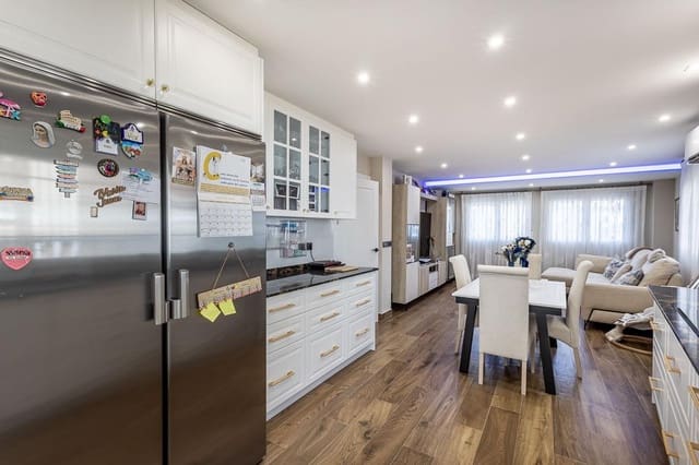 4 chambre Villa/Maison Semi-Mitoyenne à vendre à Peligros avec garage - 349 000 € (Ref: 10041323)